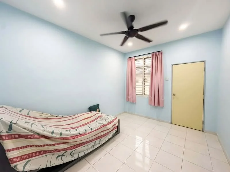 Bedroom features: light blue painted walls, white tiled flooring, 5-blade ceiling fan, single bed with patterned bedding, window with white curtains, yellow door, built-in wardrobe, natural light from window; style: minimalist.