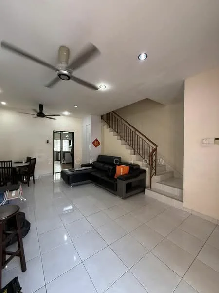 Living features: 3-seater leather sofa in black, coffee table, wall-mounted TV, ceiling fan, recessed downlights, white painted walls, tile flooring, staircase with metal railing, dining table with chairs, open layout, decorative wall art; style: modern.