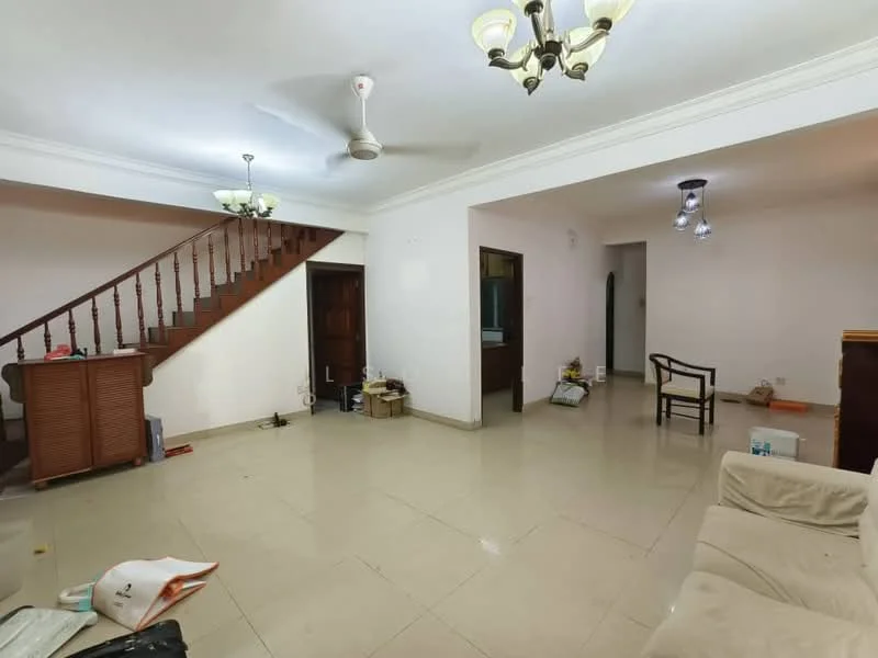 Living features: cream tiled flooring, white painted walls, tray ceiling with chandelier, 5-blade ceiling fan, wooden staircase, wooden door, large windows, recessed lighting, area rug, sofa, wooden side table, decorative chair; style: modern.