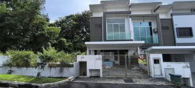 Exterior type: semi-detached house; features: white painted facade, large glass windows, horizontal wood slats, concrete driveway, manicured lawn, surrounded by greenery, metal gate, two-storey structure; style: modern.