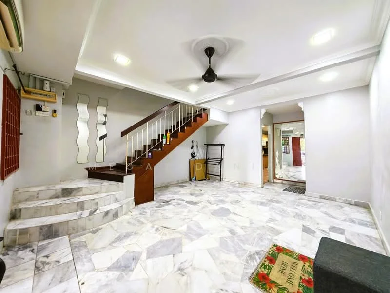 Living features: marble flooring, white painted walls, ceiling fan, staircase with wooden railing, decorative mirror, open layout, natural light from windows, area rug with floral pattern; style: modern.