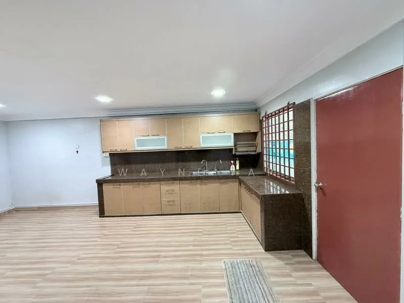 Kitchen features: laminate flooring, white painted walls, brown granite countertop, wood cabinetry, stainless-steel sink, chrome pull-down faucet, built-in oven, freestanding range oven, recessed LED downlights, window with grid pattern, kitchen island, area rug, door with red finish; style: modern.
