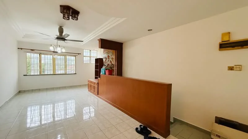 Living features: white painted walls, glossy ceramic tile flooring, 5-blade ceiling fan with light, chandelier, large windows with grid pattern, wooden feature wall, built-in wooden shelf, open layout, natural light, neutral color scheme; style: modern.