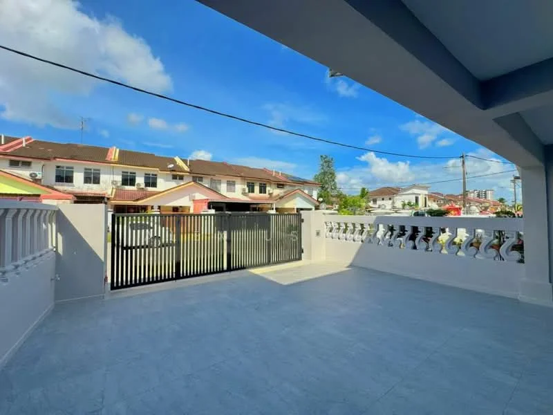 Exterior type: linked terrace house; features: open terrace area, grey tiled flooring, white painted walls, black metal gate, surrounded by residential houses, clear blue sky, daytime lighting; style: modern.
