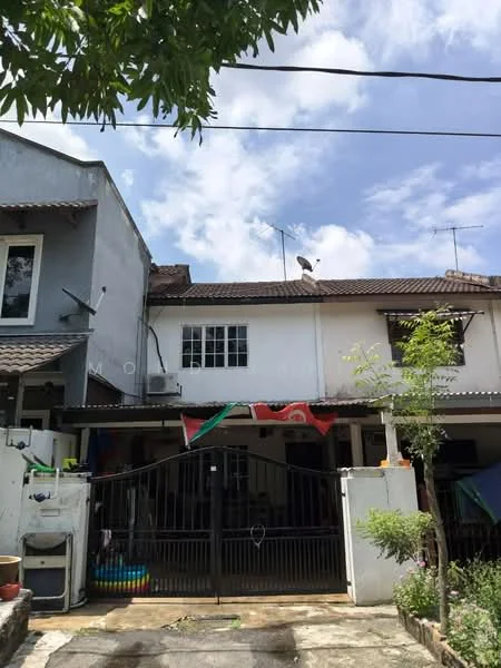 Exterior type: linked terrace house; features: two-storey building, grey painted facade, brown tiled roof, front gate, manicured garden, satellite dish on roof, outdoor area with children's play equipment, paved walkway, greenery around the property; style: traditional.