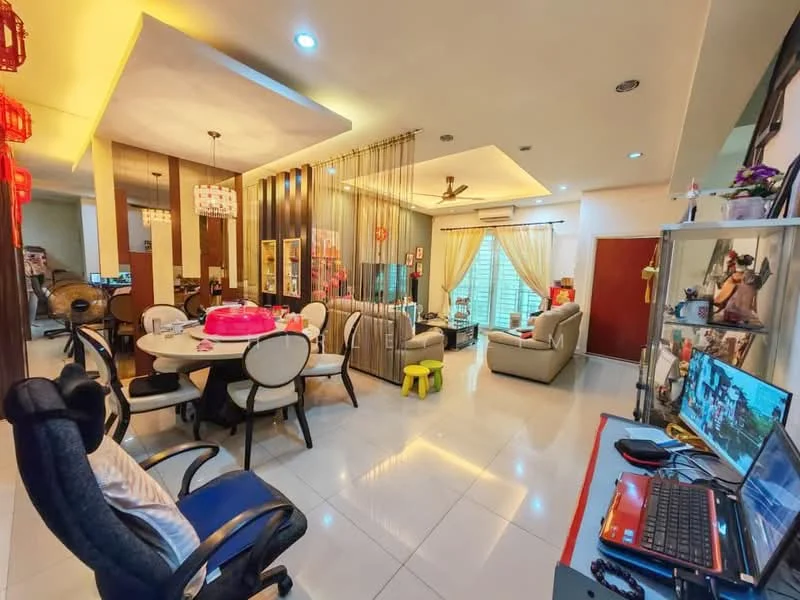 Living features: white painted walls, glossy tile flooring, recessed downlights, 5-blade ceiling fan, sofa in beige fabric, coffee table, TV console, wall-mounted TV, decorative wall art, curtains, area rug, dining table with chairs, open layout, decorative plants; style: modern.