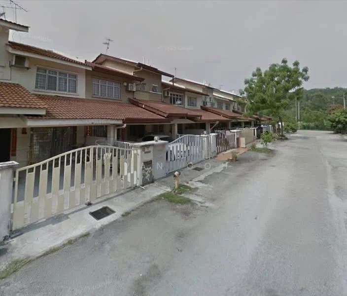 Exterior type: linked terrace house; features: two-storey linked terrace, red tiled roof, cream painted facade, white metal gate, paved driveway, front garden area, mature trees, street view, sidewalk, neighborhood setting; style: modern.