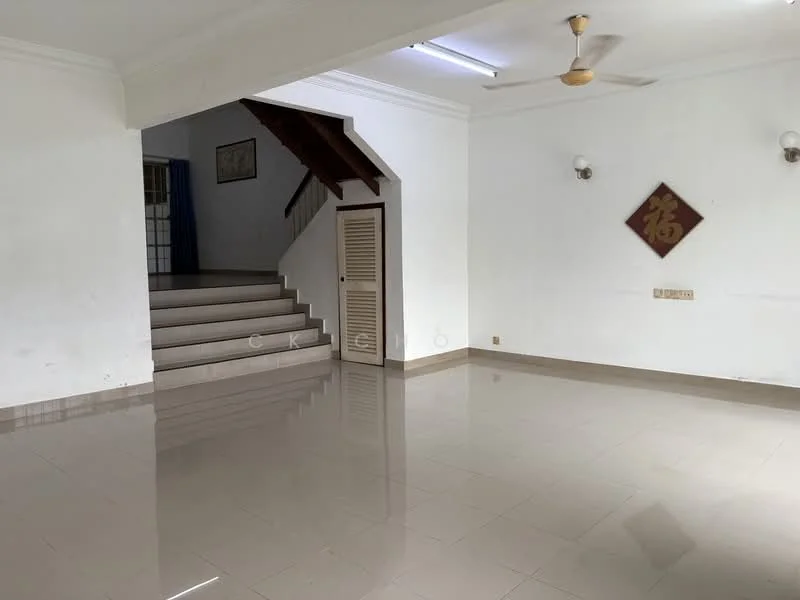 Living features: white painted walls, glossy ceramic tile flooring, ceiling fan, recessed downlights, staircase with wooden handrail, built-in storage cabinet, decorative wall art, large windows with natural light; style: modern.