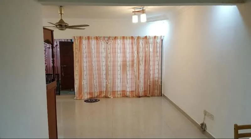 Living features: white painted walls, cream tiled flooring, 5-blade ceiling fan, recessed ceiling lights, curtains with orange and white stripes, door leading to another room, round area rug, window with natural light; style: modern.