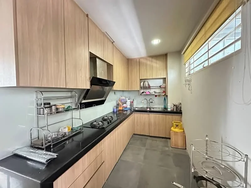 Kitchen features: laminate cabinetry in light wood, black granite countertop, stainless-steel sink, chrome pull-down faucet, built-in gas hob, exhaust hood, black tile backsplash, grey ceramic tile flooring, window with sheer blinds, open shelving, freestanding wooden cabinet, dish rack; style: modern.