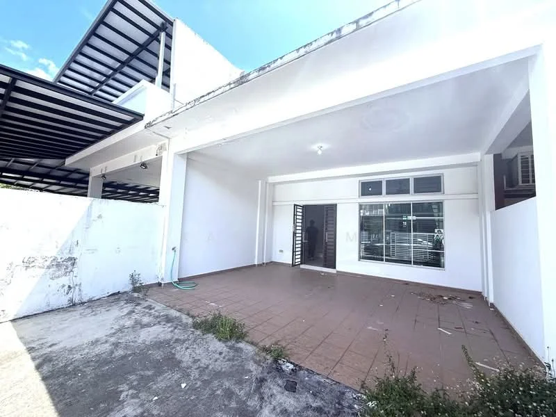 Exterior features: white painted walls, tiled flooring, covered outdoor area, sliding glass door, exposed ceiling, outdoor space with potential for landscaping, concrete wall, partially shaded area; style: modern.