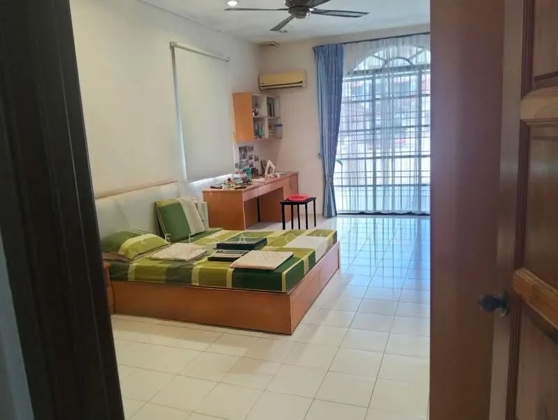 Bedroom features: queen-size bed with green and white bedding, wooden bed frame, 2 bedside tables, wall-mounted air conditioning unit, large window with sheer curtains, tiled flooring, ceiling fan, built-in wardrobe, study desk with chair, decorative wall shelf; style: modern.