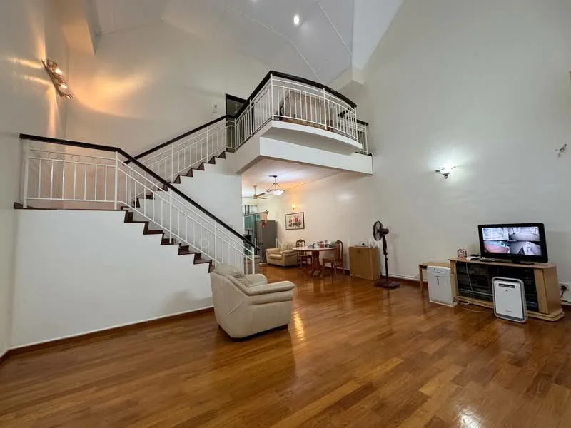 Living features: wooden flooring, high ceiling, staircase with white railing, ceiling fan, wall-mounted TV, TV console, armchair, dining table with chairs, decorative wall lights, open space layout; style: modern.