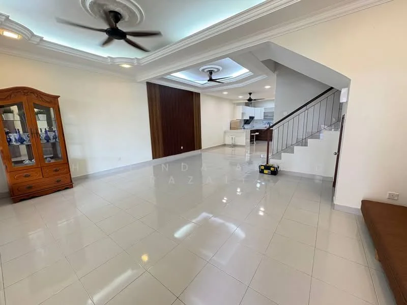 Taman Pelangi Semenyih 2, Semenyih — view 2 of 5 — for Sale