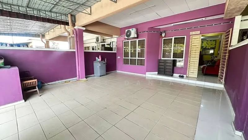 Room features: purple painted walls, ceramic tile flooring, 1 wall-mounted split AC, 2 wall-mounted split ACs, sliding glass door, window with grille, ceiling with exposed beams, built-in cabinets, outdoor area with roof cover; style: modern.