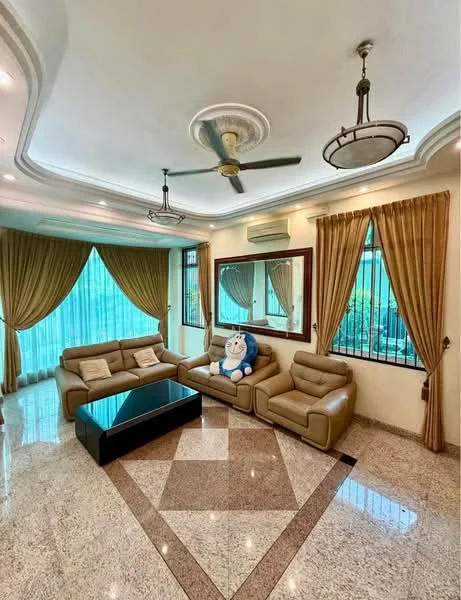 Living features: cream painted walls, marble flooring, tray ceiling with recessed lighting, 5-blade ceiling fan with light, large windows with sheer curtains, brown leather sofa, beige leather armchair, black coffee table, decorative mirror, wall-mounted air conditioning unit, framed artwork, area rug with geometric pattern; style: contemporary; view: garden.