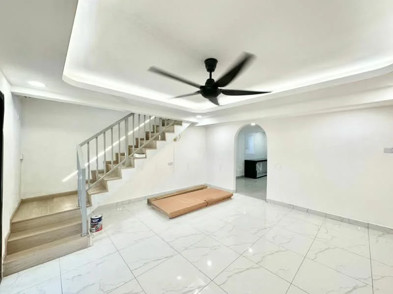 Living features: white painted walls, marble tile flooring, 5-blade ceiling fan with light, recessed downlights, staircase with metal railing, arched doorway leading to kitchen, wooden flooring at staircase, built-in ceiling with cove lighting; style: modern.