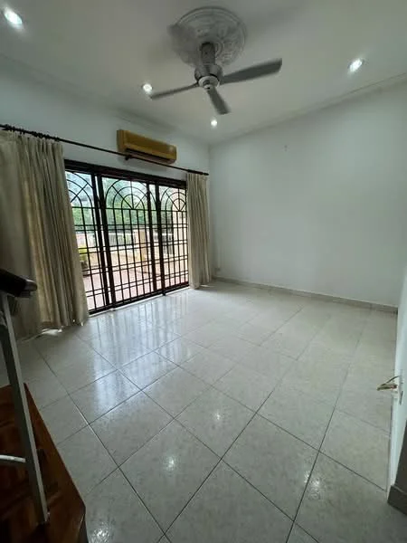 Living features: white painted walls, glossy ceramic tile flooring, 5-blade ceiling fan with light, floor-to-ceiling windows, curtains, air conditioning unit, recessed downlights; style: modern; view: garden.