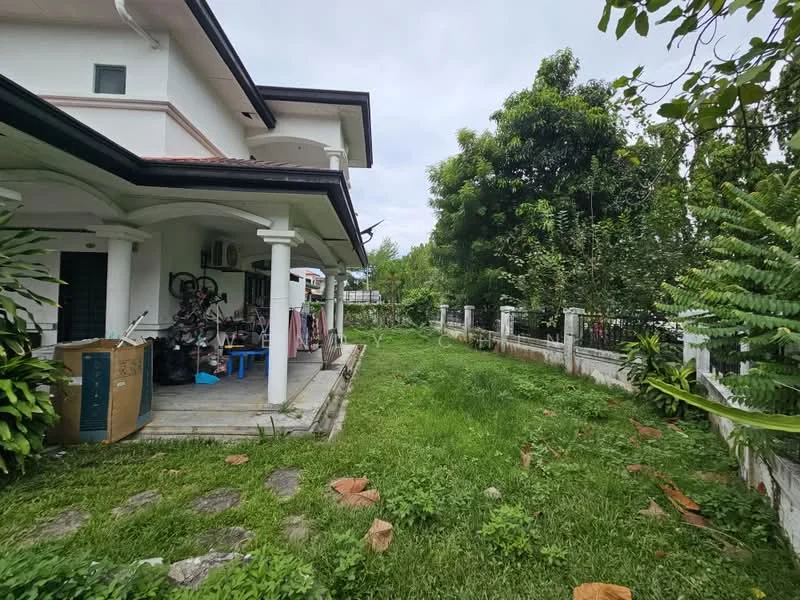 Exterior type: detached bungalow; features: manicured lawn, mature trees, stone-paved walkway, covered porch, fenced yard, outdoor space with greenery, side garden area; style: modern.