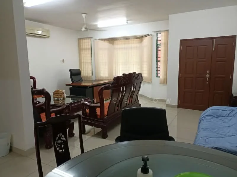Living features: cream painted walls, white ceiling, tile flooring, 5-blade ceiling fan, large windows with sheer curtains, wooden coffee table, wooden armchairs, wooden dining table, black office chair, air conditioning unit, double-door main entrance, blue sofa; style: contemporary.