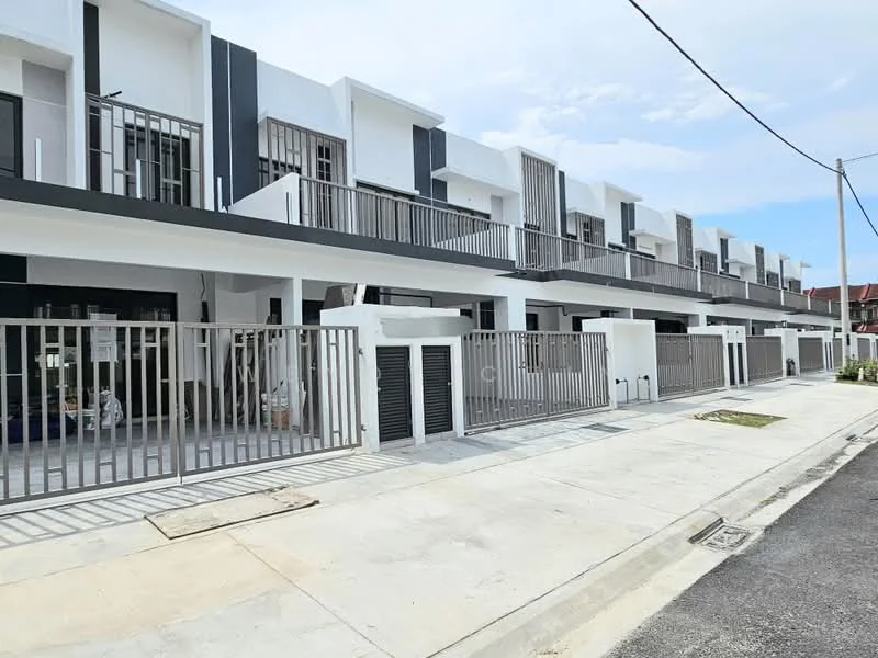 Exterior type: linked terrace house; features: white painted facade, grey accent panels, recessed balconies, metal railings, concrete driveway, paved walkway, gated entry, multiple storeys, landscaped front yard, street view, modern architectural design; style: modern.