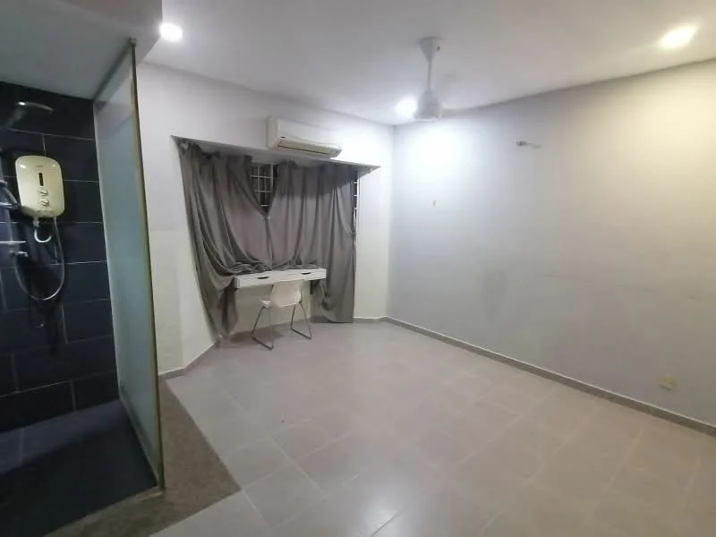 Room features: light grey painted walls, white ceiling, 5-blade ceiling fan, wall-mounted air conditioning unit, large window with sheer curtains, tile flooring, desk with chair, shower area with glass partition, shower head, wall-mounted shower control; style: modern.