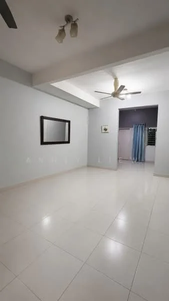 Living features: white painted walls, polished ceramic tile flooring, 5-blade ceiling fan, recessed downlights, large mirror on wall, window with blue curtains, open layout, neutral color scheme; style: modern.
