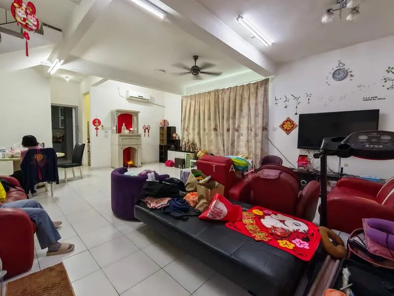 Living features: white painted walls, tile flooring, 5-blade ceiling fan, recessed downlights, sofa in red leather, purple accent chairs, coffee table, TV console, wall-mounted TV, decorative wall clock, curtains, decorative items, exercise equipment; style: modern.