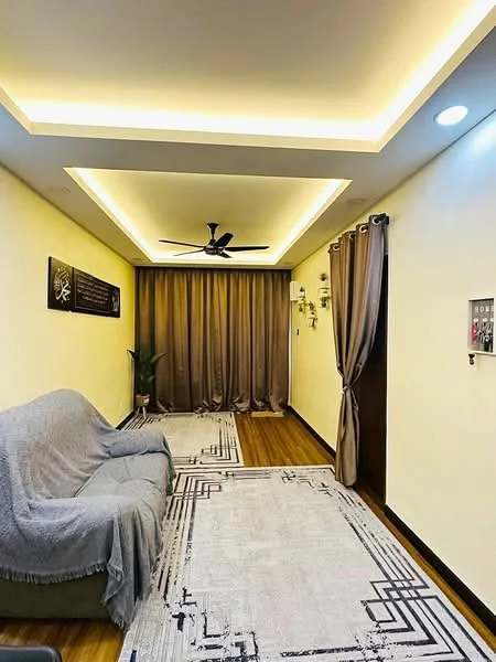 Living features: grey fabric sofa, area rug with geometric pattern, wood flooring, cream painted walls, recessed ceiling lights, 5-blade ceiling fan, floor-to-ceiling curtains, decorative wall art, indoor plant, wall-mounted decor; style: modern.