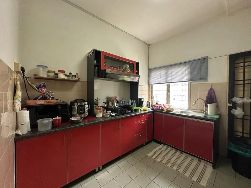 Kitchen features: red cabinetry, black granite countertop, stainless-steel sink, chrome pull-down faucet, built-in microwave, electric kettle, toaster, coffee machine, 4-burner gas hob, stainless-steel range hood, tile backsplash, window with blinds, grey floor tiles, area rug, open shelving; style: modern.