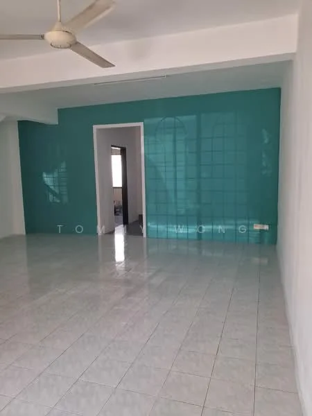 Living features: white painted walls, teal accent wall, glossy ceramic tile flooring, ceiling fan, large windows, natural light, open layout, doorway leading to another room; style: modern.