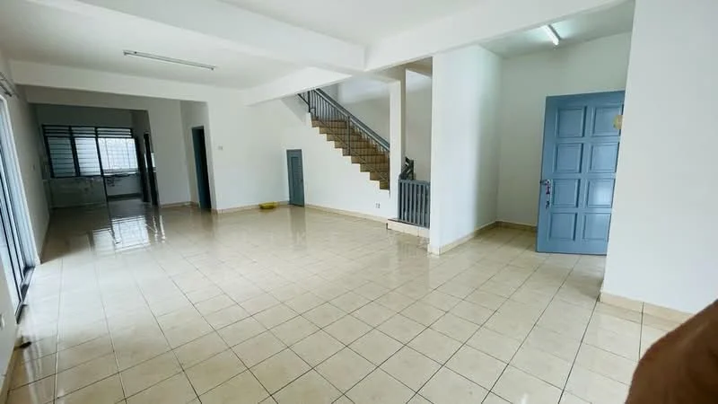 Living features: white painted walls, glossy tile flooring, staircase with metal railing, large windows, door with blue paint, open layout, ceiling lights, neutral color scheme; style: modern. Kitchen features: white painted walls, glossy tile flooring, window with grid pattern, open layout to living area; style: modern.