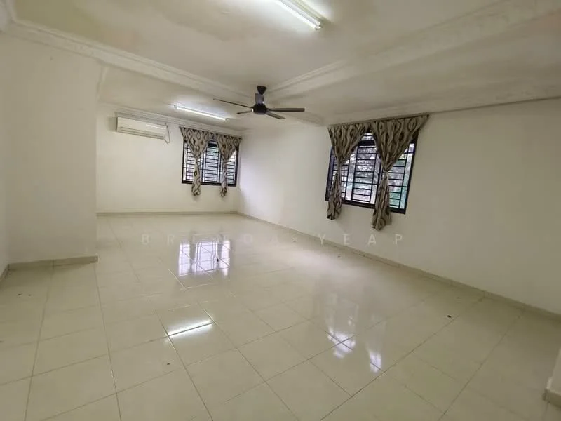 Taman Puteri Wangsa, Taman Puteri Wangsa, Ulu Tiram