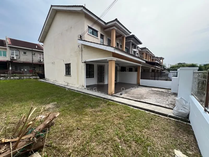 Exterior type: semi-detached house; features: two-storey structure, cream painted facade, flat roof, concrete driveway, manicured lawn, fenced yard, patio area, surrounded by residential neighborhood; style: modern.