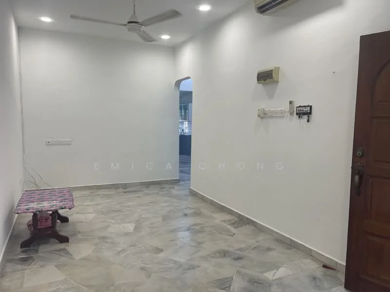 Room features: white painted walls, marble flooring, ceiling fan, wall-mounted split AC, door with wooden frame, electrical outlets, light fixtures, decorative wall arch; style: modern.