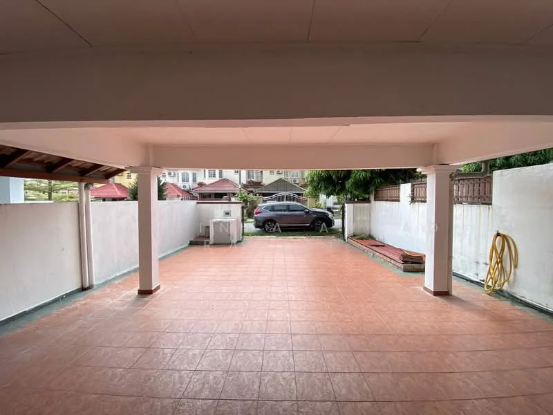 Exterior type: car porch; features: paved flooring, covered roof, white painted walls, open space, car parked, garden hose, wooden storage area, surrounded by low walls; style: modern.