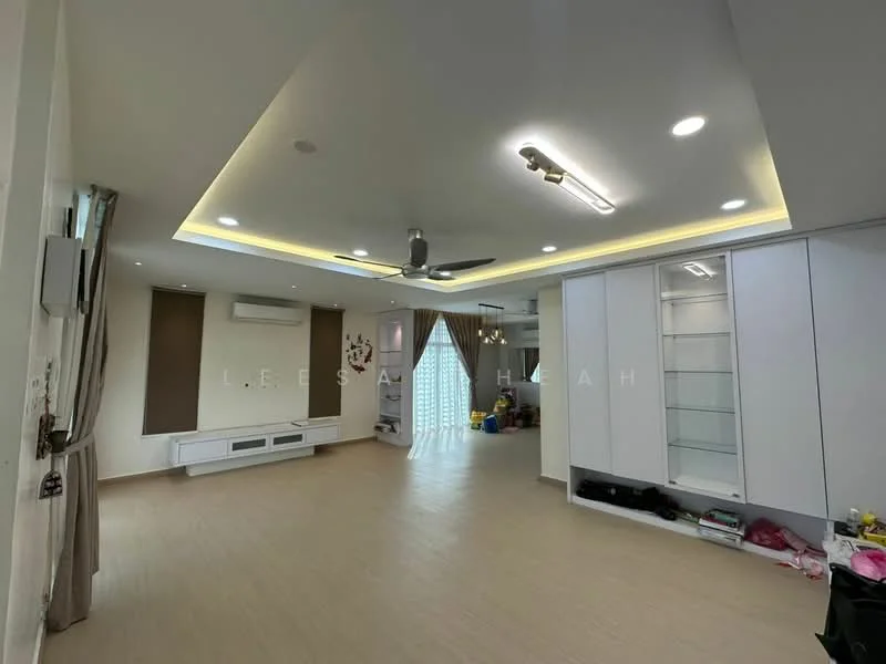 Living features: light wood flooring, tray ceiling with recessed lighting, 5-blade ceiling fan with light, floor-to-ceiling windows, sheer curtains, wall-mounted air conditioning unit, built-in shelving unit, neutral wall color, decorative wall with artwork, open layout, natural light from windows, drapes, access to balcony; style: modern.