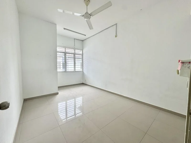 Room features: white painted walls, glossy ceramic tile flooring, ceiling fan, window with blinds, natural light from window; style: minimalist.