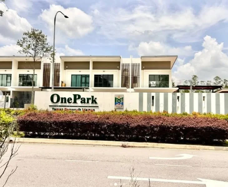 Exterior type: linked terrace house; features: white painted facade, glass windows, manicured landscaping, low fence, signage with name 'OnePark', multiple storeys, modern architectural design, paved driveway, surrounded by greenery, clear blue sky; style: modern.