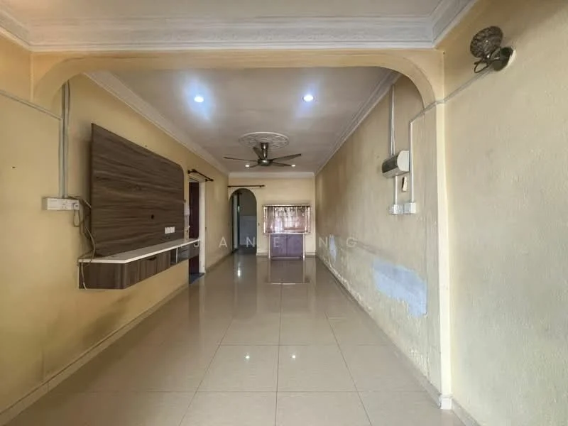 Room features: cream painted walls, glossy tile flooring, 5-blade ceiling fan with light, recessed downlights, wall-mounted TV console, open space layout, arched doorway, cable outlet, power outlets, light switch; style: modern.