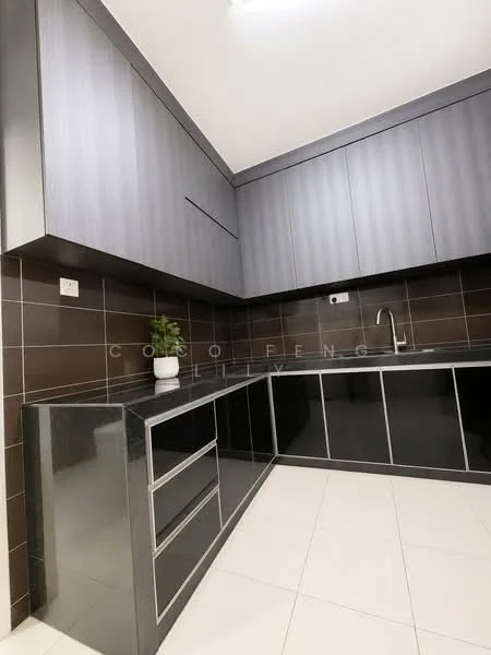 Kitchen features: grey laminate cabinetry, black countertop, stainless-steel sink, chrome pull-down faucet, black tiled backsplash, white tiled flooring, under-cabinet lighting, built-in oven, drawer storage, upper cabinets with handle-less design; style: modern.