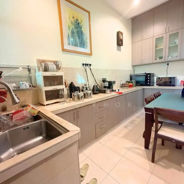 Kitchen features: single-bowl stainless-steel sink, chrome pull-down faucet, laminate countertop, light wood cabinetry, glass-front upper cabinets, built-in microwave, freestanding oven, toaster, coffee machine, dish rack, white tiled backsplash, white tiled flooring, dining table with wooden chairs, wall-mounted electrical outlets; style: modern.