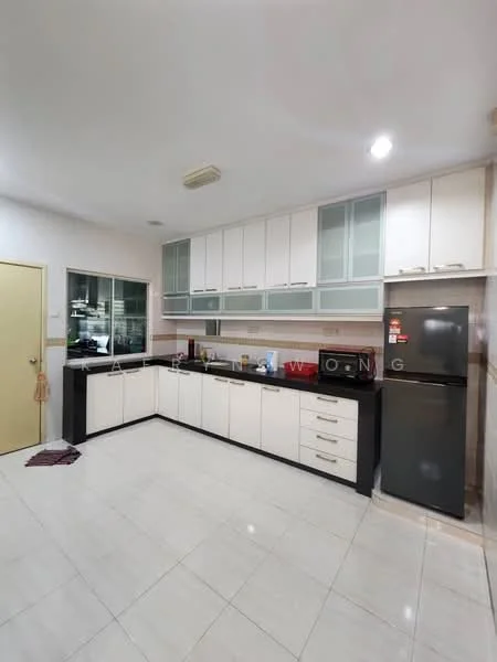 Kitchen features: white cabinetry with glass-front upper cabinets, black granite countertop, stainless-steel fridge, built-in oven, 4-burner gas hob, single-bowl stainless-steel sink, chrome pull-down faucet, ceramic tile flooring, white painted walls, recessed downlights, window with sheer curtains, kitchen island, open shelving, built-in cabinets; style: modern.