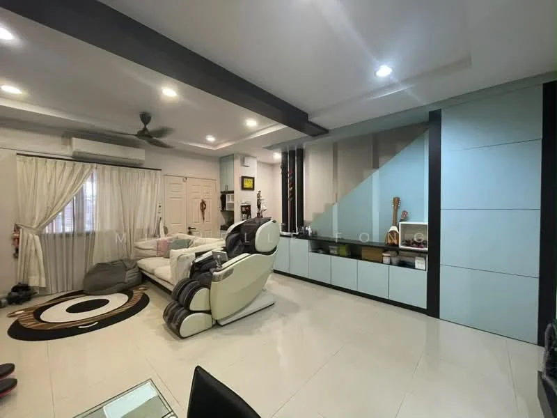 Living features: white leather recliner sofa, black and white area rug with circular pattern, light grey walls, dark wooden ceiling beams, white ceiling with recessed lighting, wall-mounted TV, built-in cabinetry with light blue panels, large window with sheer curtains, ceiling fan, decorative wall art, tile flooring, open layout; style: modern.