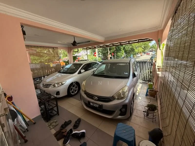 Exterior type: linked terrace house; features: two parked cars, covered car porch, tiled flooring, pink painted walls, ceiling fan, bamboo blinds, outdoor plants, open space, sidewalk, fence; style: modern.