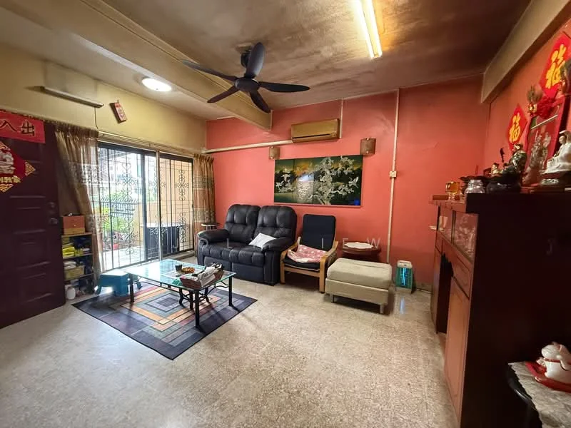 Living features: 3-seater black leather sofa, single armchair, glass coffee table, area rug with geometric pattern, wall-mounted artwork, ceiling fan, recessed lighting, sliding glass door, curtains, decorative wall shelf, wooden cabinet, wall-mounted decorations; style: traditional; view: garden.