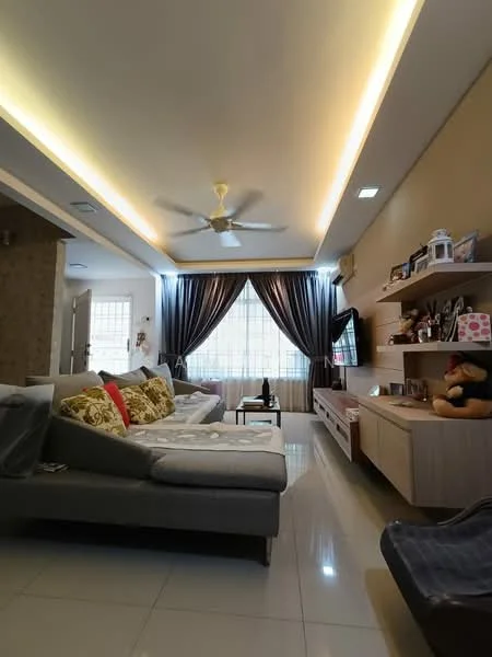 Living features: 3-seater fabric sofa in grey, 2-seater fabric sofa in white, decorative cushions, coffee table, TV console, wall-mounted TV, area rug, ceiling fan with light, recessed LED downlights, curtains in dark fabric, large windows, wall-mounted shelves, decorative items on shelves, wall with textured finish, glossy tile flooring; style: modern.