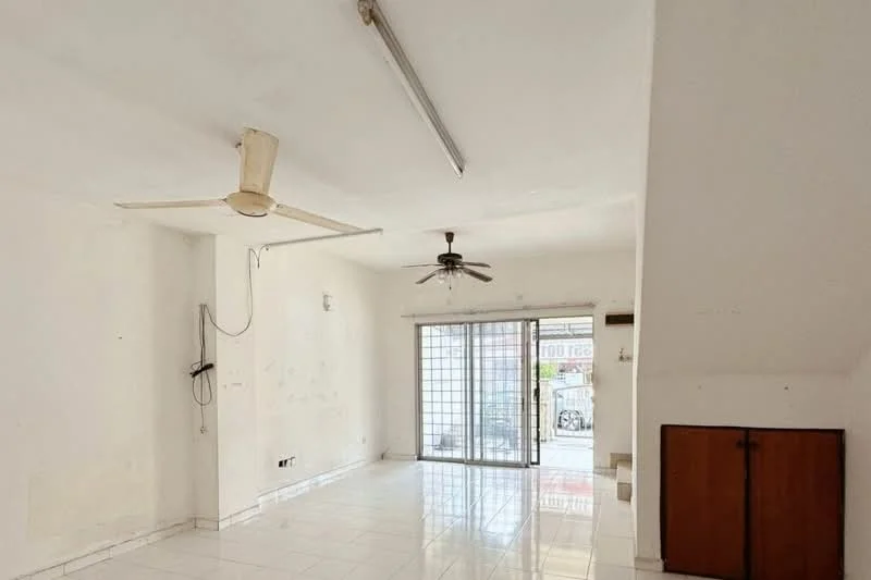 Living features: white painted walls, glossy white tile flooring, ceiling fan, 5-blade ceiling fan, sliding glass door, natural light from sliding door, built-in cabinet, open layout.