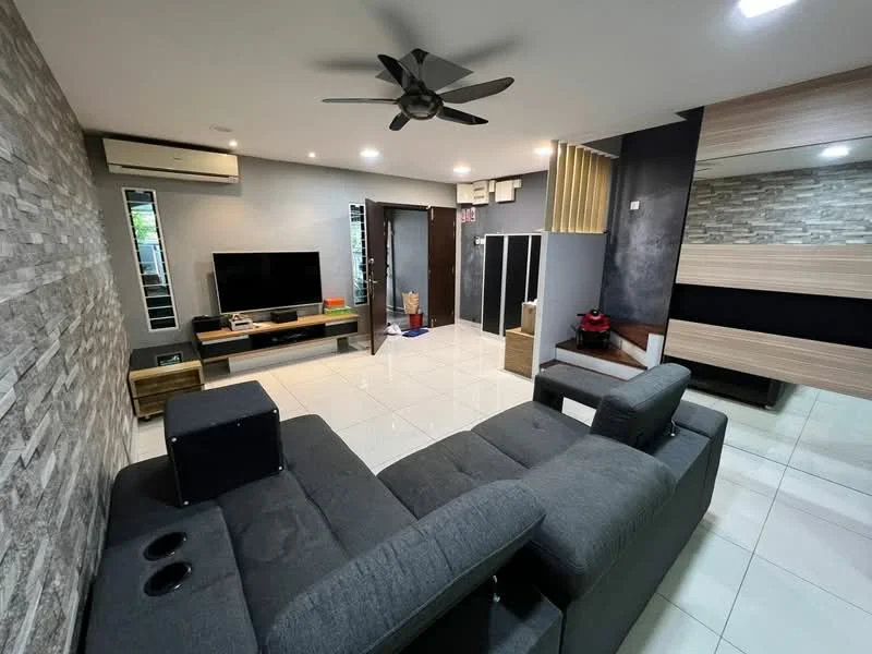 Living features: grey fabric sectional sofa, coffee table, wall-mounted TV, TV console, stone accent wall, white tiled flooring, recessed downlights, 5-blade ceiling fan, air conditioning unit, decorative shelving, open shelving unit, black accent wall, door leading to hallway; style: modern.