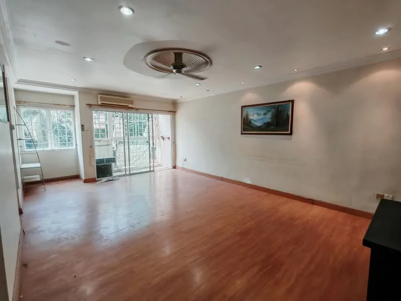 Living features: laminate flooring, white painted walls, tray ceiling with ceiling fan, recessed downlights, sliding glass door, floor-to-ceiling windows, air conditioning unit, wall-mounted artwork, balcony view; style: modern; view: garden.